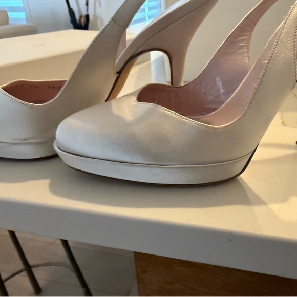 Vera Wang wedding heels Sz 36/6 - Picture 9 of 10